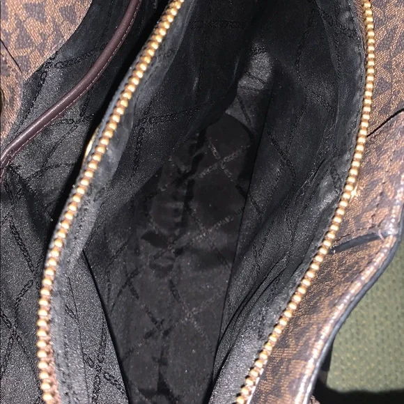 Michael Kors Austin Large Pebbled Leather Satchel - Picture 12 of 15